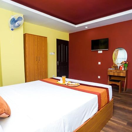 Oyo 105 Hotel Travel Inn Kathmandu Buitenkant foto