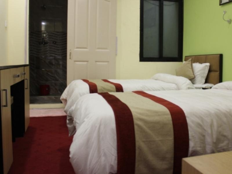 Oyo 105 Hotel Travel Inn Kathmandu Buitenkant foto