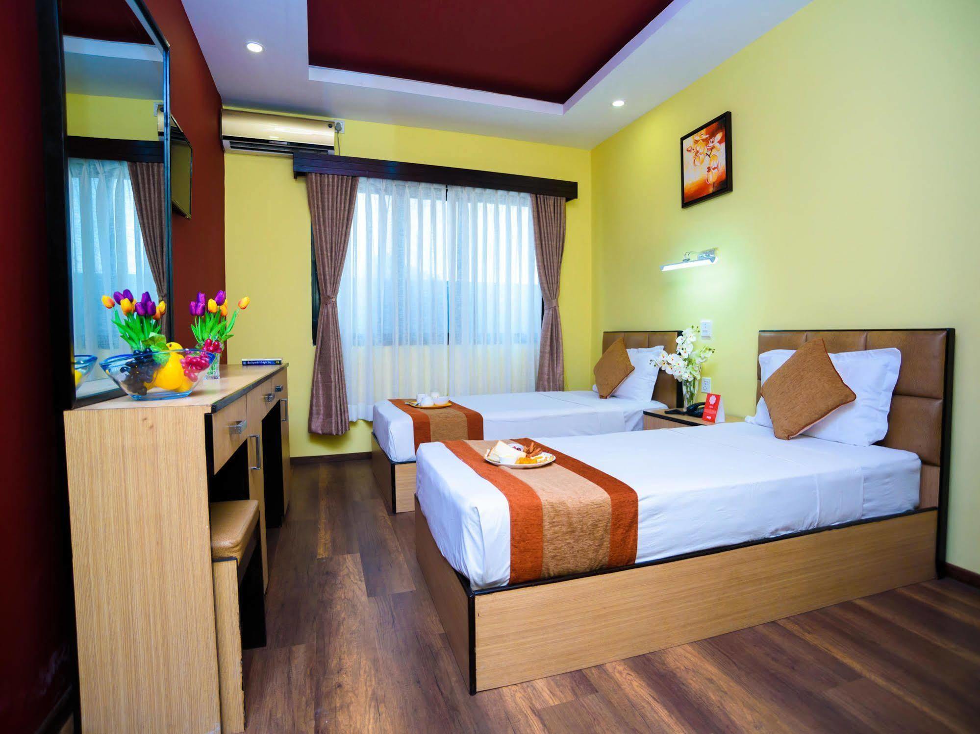 Oyo 105 Hotel Travel Inn Kathmandu Buitenkant foto