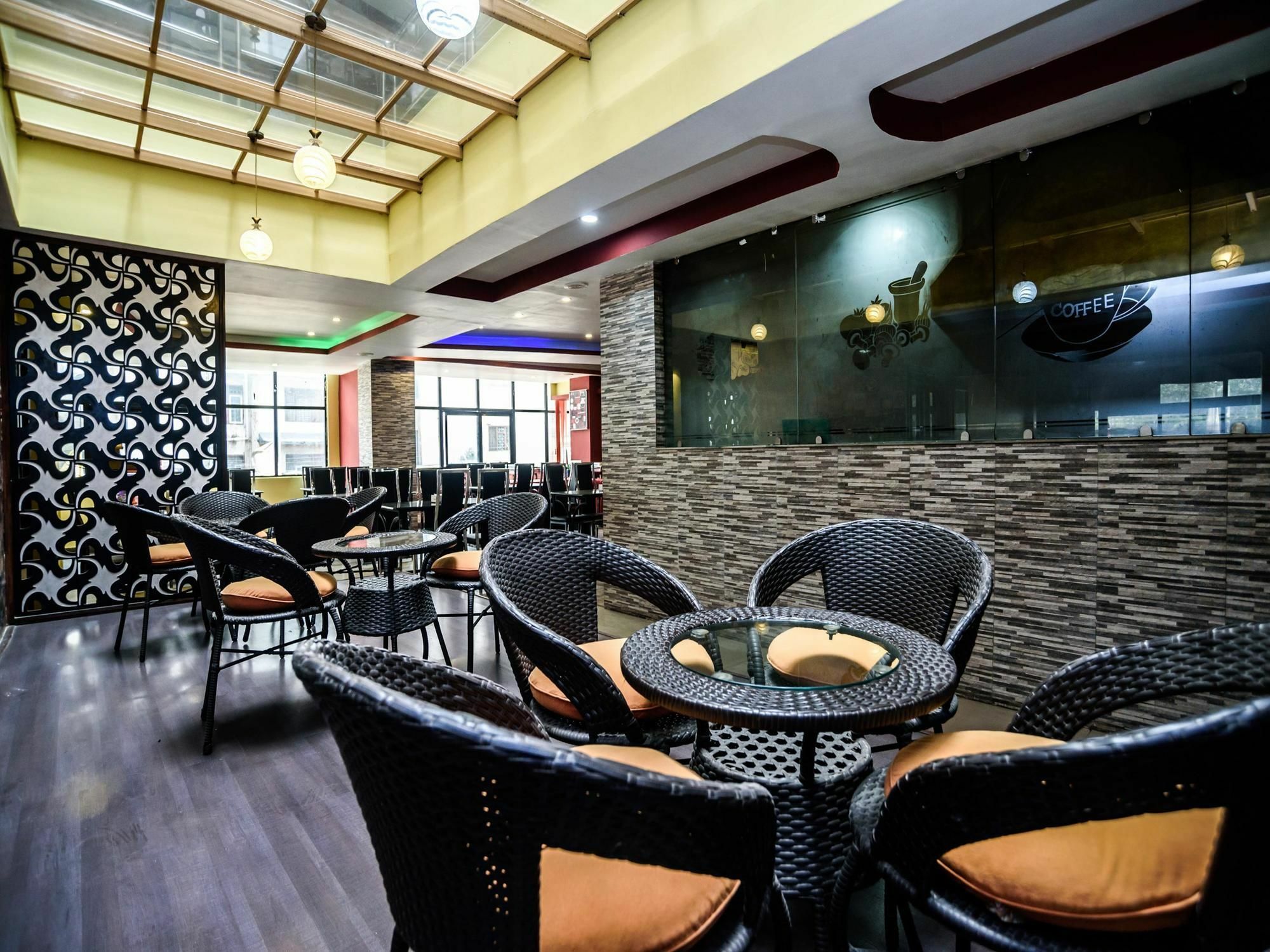 Oyo 105 Hotel Travel Inn Kathmandu Buitenkant foto